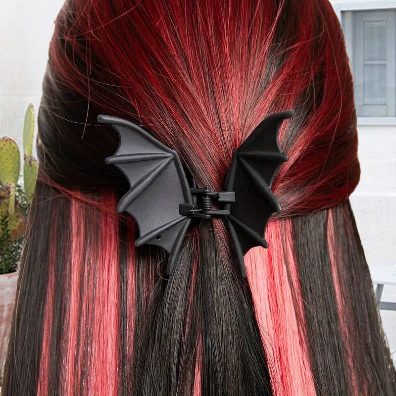 Matte Black Bat Hair Claw