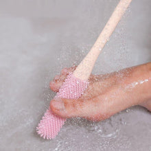 Load image into Gallery viewer, Toe Gap Cleaning Brush