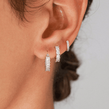 Load image into Gallery viewer, Sparkling Zirconia Chunky Hoop Earrings