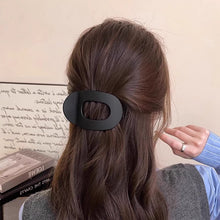 Load image into Gallery viewer, Simple Elegant Duckbill Hair Clip