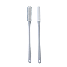Load image into Gallery viewer, Toe Gap Cleaning Brush