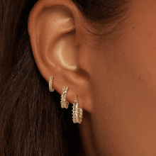 Load image into Gallery viewer, Sparkling Zirconia Chunky Hoop Earrings