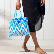 Load image into Gallery viewer, Sun Lounger Towel with Pockets Storage in a Bag