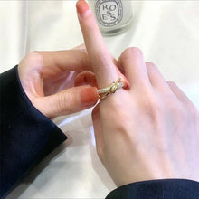 Load image into Gallery viewer, Vintage Gold-plated Adjustable Ring