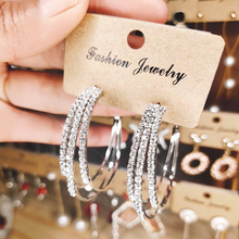 Load image into Gallery viewer, Shiny Diamond Hoop Earrings