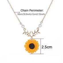 Load image into Gallery viewer, Fascinating Pearl Sunflower Necklace