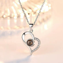 Load image into Gallery viewer, I Love You Roses Bloom Necklace in 100 Languages Gift Set